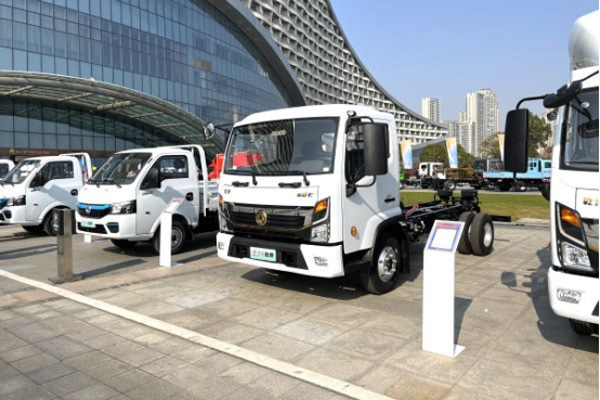 ��Ʒ���l(f��) �r(ji��)ֵͻ�� �|�L(f��ng)�ɷ��Ƅ�(d��ng)�p��ȫ��^�M(j��n)569.jpg