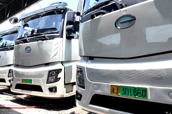 ����܇֮�ѣ��x��V���I(l��ng)������Դ �_������&ldquo;�ϱ�&rdquo;ʮ܇��ʡ20�f����D��1090.jpg