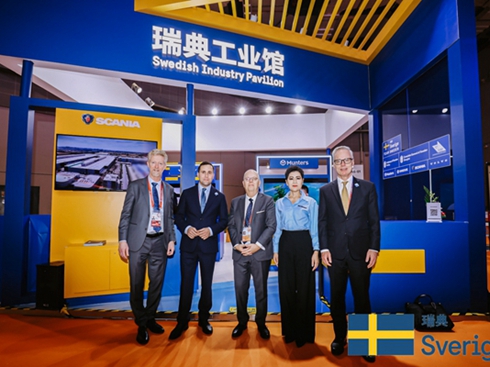 �ٴ������M(j��n)����(hu��)��˹���၆�l(f��)����޹��S�����M(j��n)չ