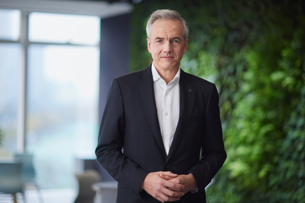 ��ķ�տ�܇�عɹ�˾�����ɆT�����ޘI(y��)��(w��)ؓ(f��)؟(z��)�˴�������Karl Deppen��.jpg