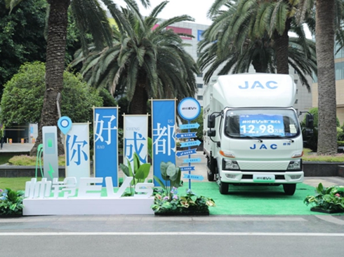 ����1�����EV5�ɶ����У�������������ƽ��(w��n)���͓Q늡�