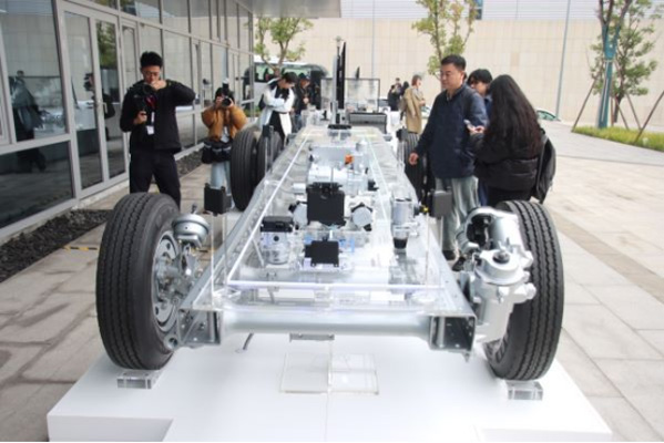 ���㲿����ȫ������ ��������܇(ch��)��(chu��ng)��_��܇(ch��)֮��_edXn671.jpg