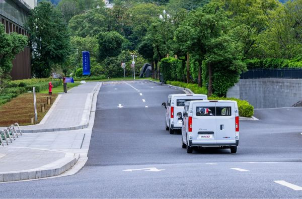 10.9��܇֮��-����8�� ������  ��Խ�ǹ⼃�VAN�°��775.jpg