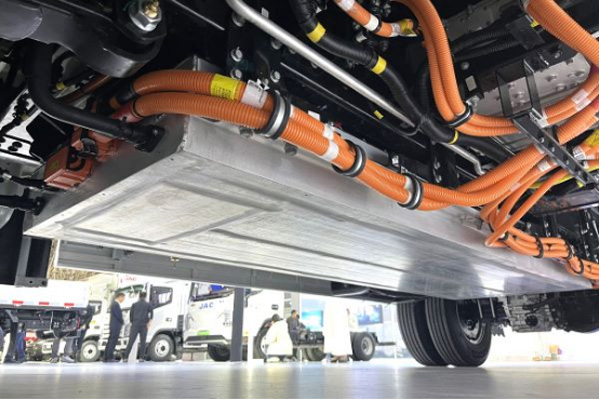 ����1�����iET9 ����Դ�r(sh��)�����p����(chu��ng)�Ӱ�(1)614.jpg