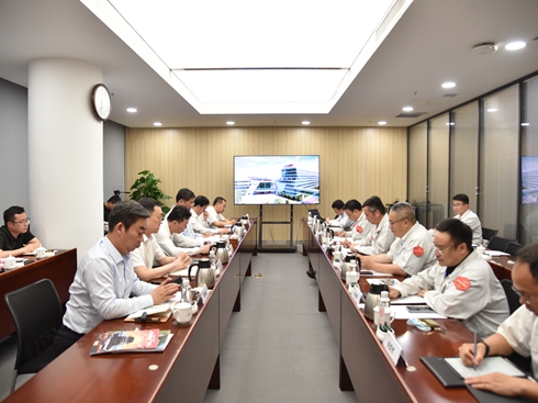 ͬһ�죬��λ���L���L�V����Ұ��ʲô��