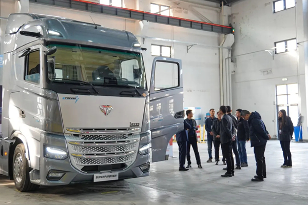 640-2_webp��WEBP �D��1080x810 ���أ�.jpg