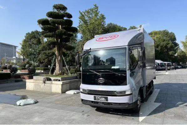 �Գּ��g(sh��)������(chu��ng)�鱾 �ȁ���̽������܇��ȫ��(j��ng)����(w��n)����ƽ���c���o�½��l(f��))1048.jpg